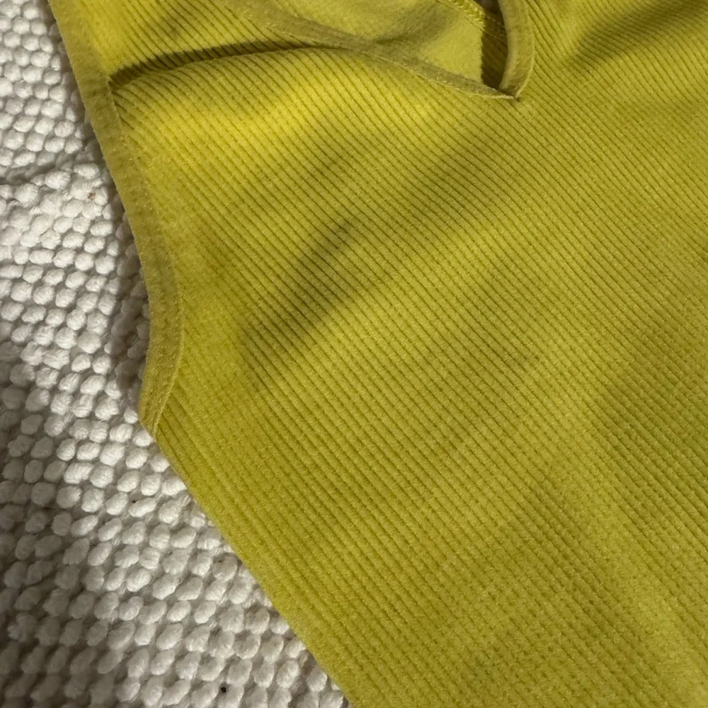 Free People FP Movement Free Throw Crop Tank in the color Lemon Verbena XS - Picture 7 of 7